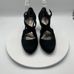 Dexflex comfort size 7 Wide, crossover strap heels in black faux suede.